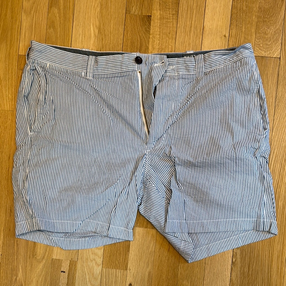 JCREW Men's seersucker Striped Shorts